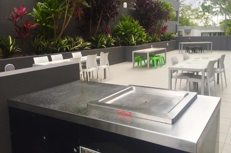 Aparthotel Quest Breakfast Creek Brisbane Exterior foto